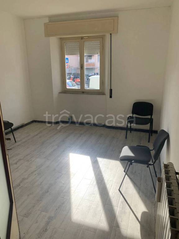 ufficio in affitto a Pisa in zona Landi