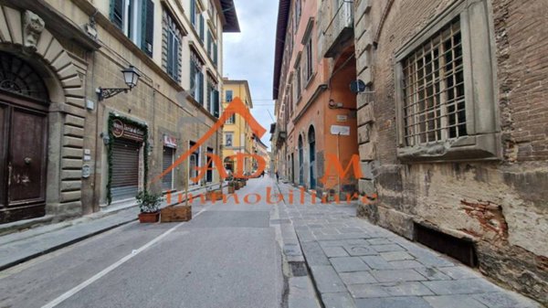 ufficio in affitto a Pisa in zona Lungarni