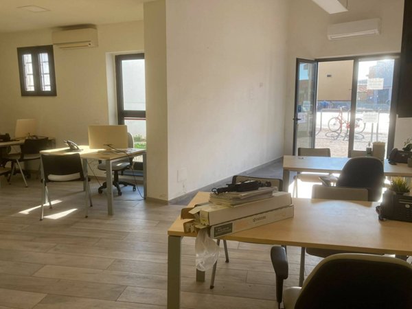 locale commerciale in affitto a Pisa in zona Centro Storico