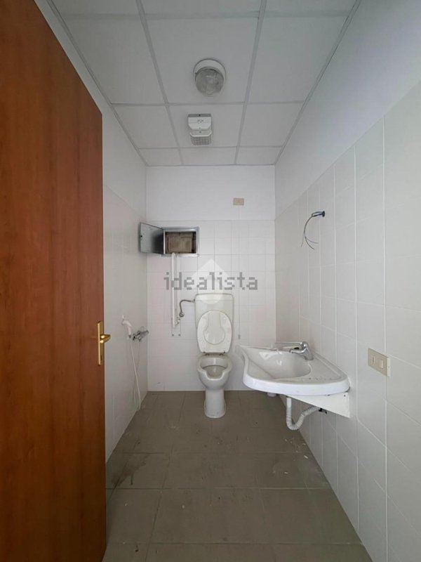 ufficio in affitto a Pisa in zona Ospedaletto