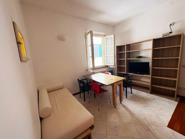 appartamento in affitto a Pisa in zona Lungarni