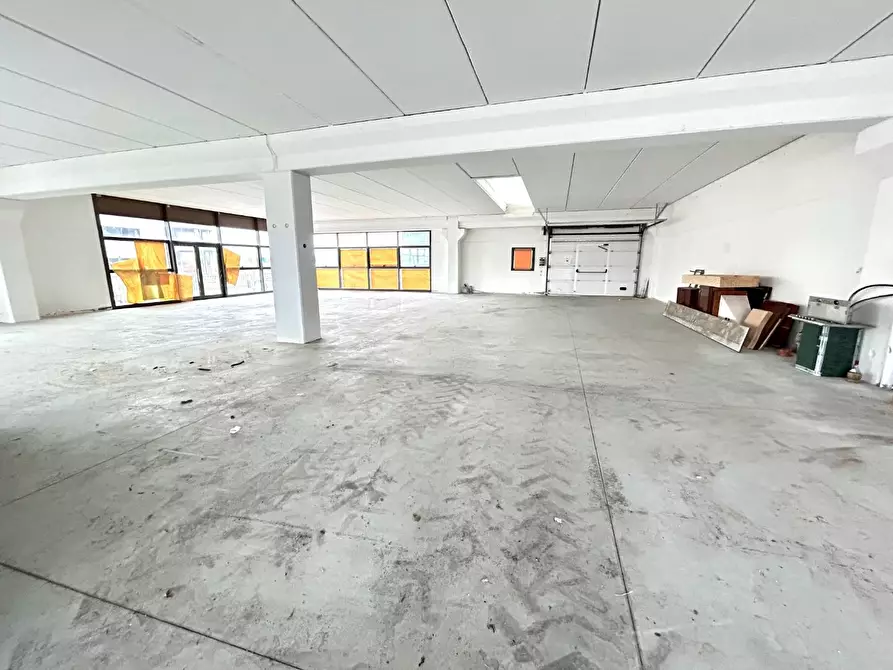 capannone in affitto a Ponsacco