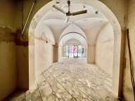 negozio in affitto a Pontedera