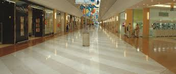 locale commerciale in affitto a Pontedera