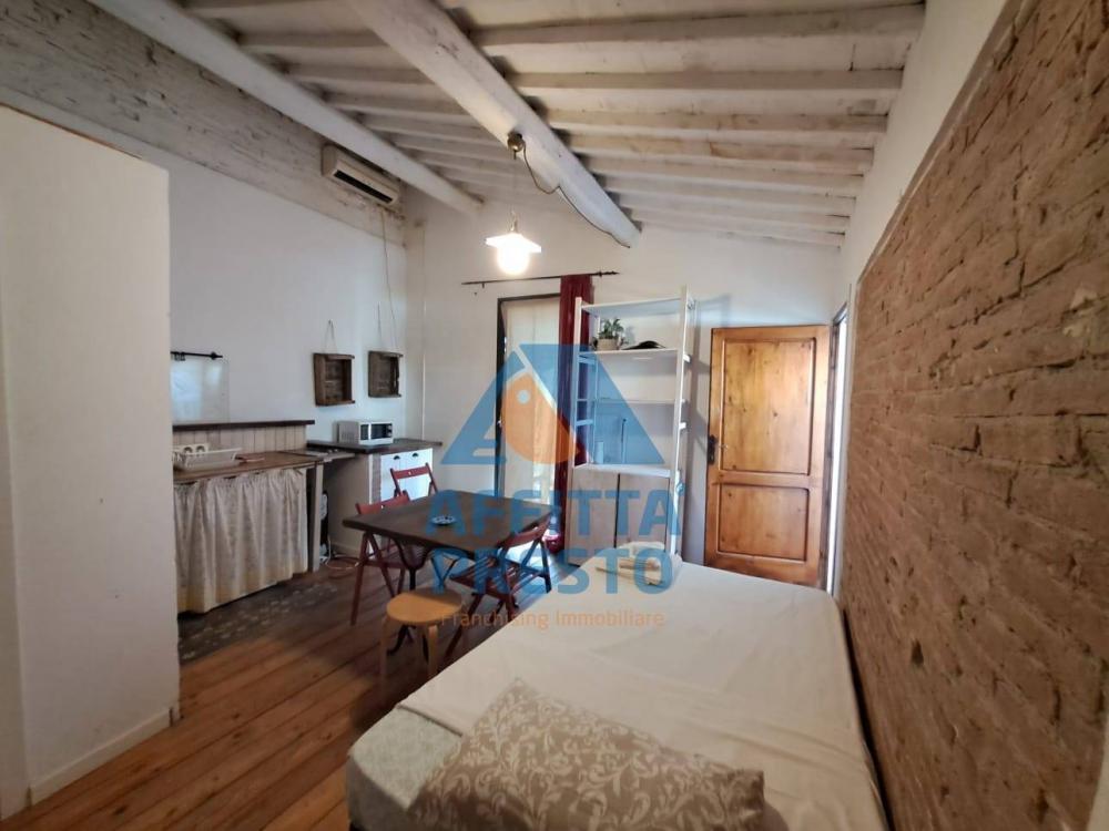 mansarda in affitto a Pontedera