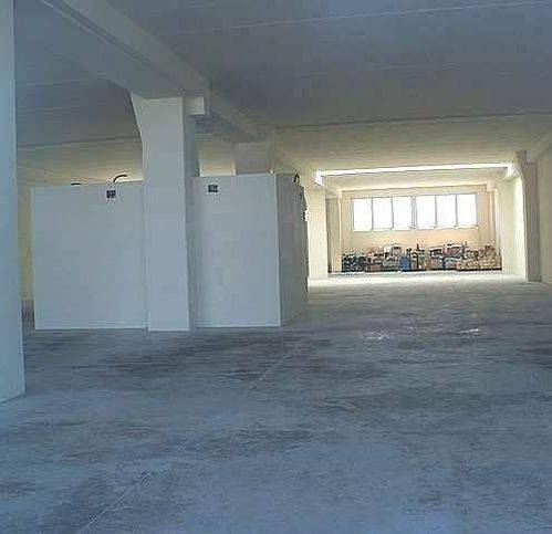 locale commerciale in affitto a Pontedera
