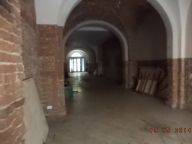 negozio in affitto a Pontedera