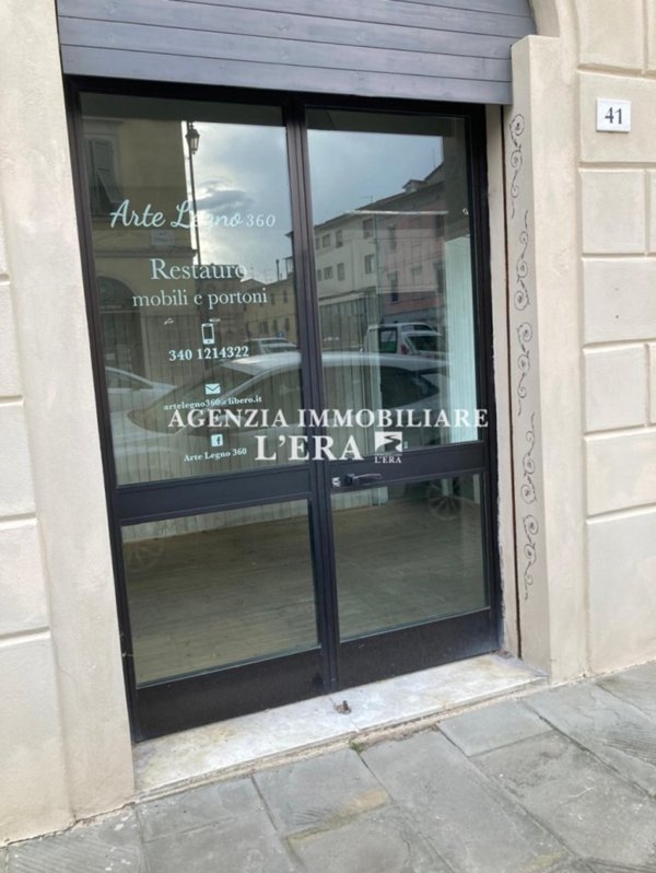 negozio in affitto a Pontedera