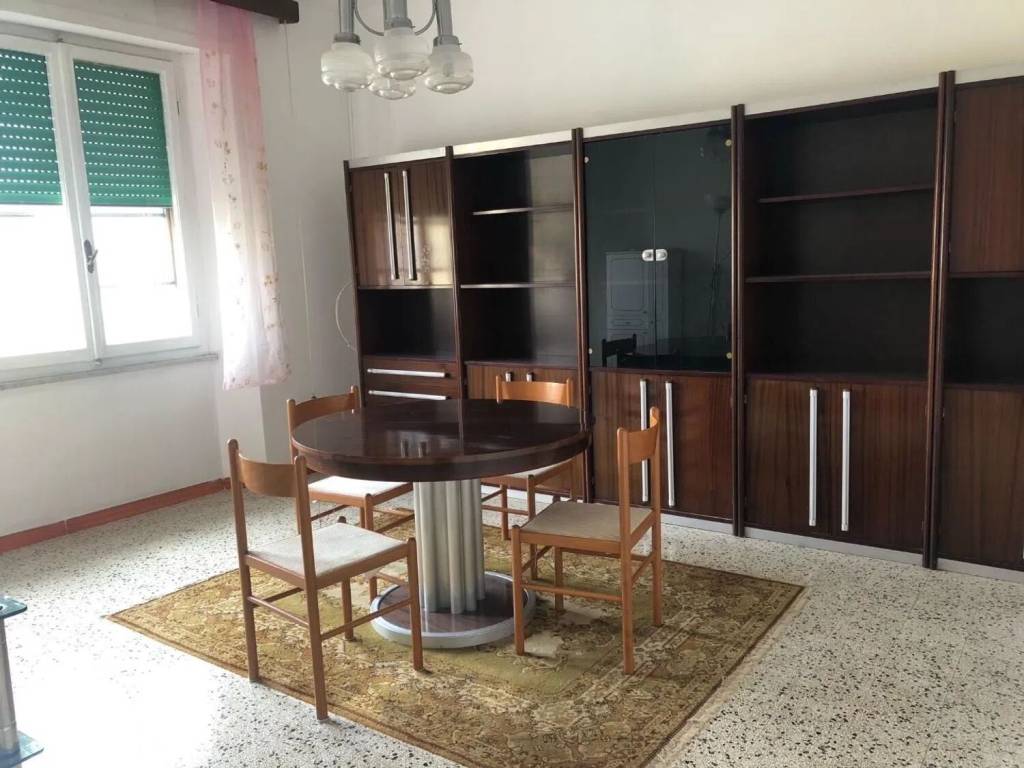 appartamento in affitto a Pontedera