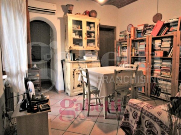 appartamento in affitto a Pontedera in zona La Rotta