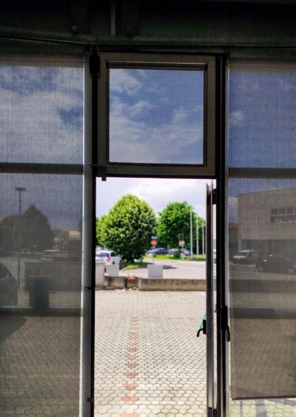 locale commerciale in affitto a Pontedera