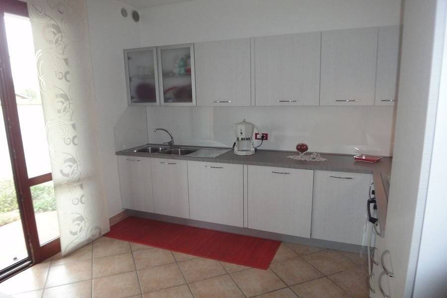 casa indipendente in affitto a Pontedera in zona Pardossi