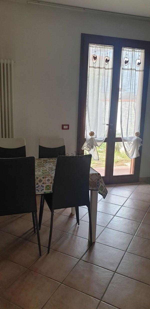 casa indipendente in affitto a Pontedera