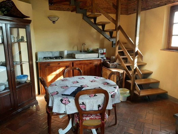casa semindipendente in affitto a Pontedera in zona Montecastello