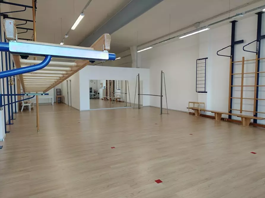 capannone in affitto a Pontedera