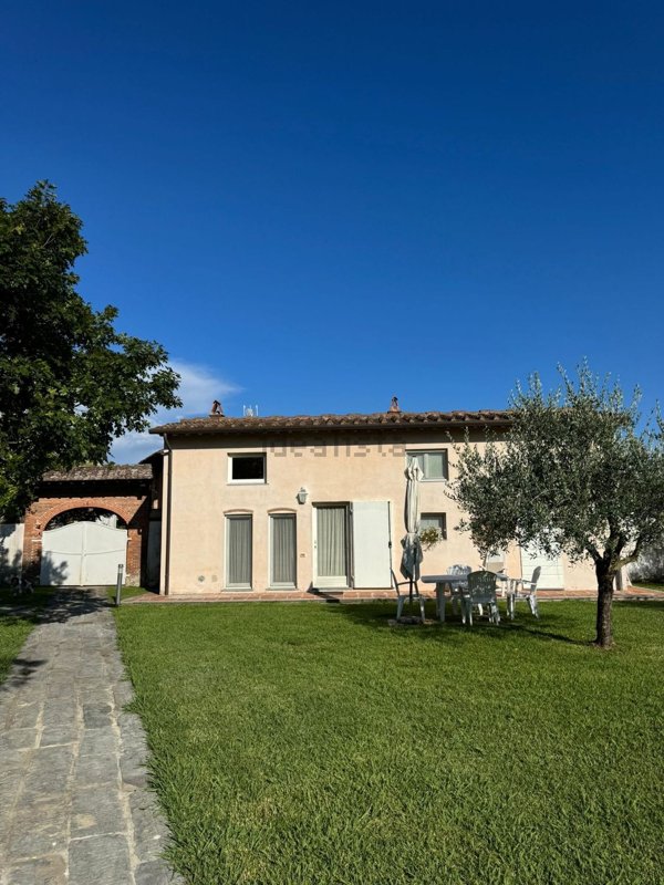 appartamento in affitto a Pontedera