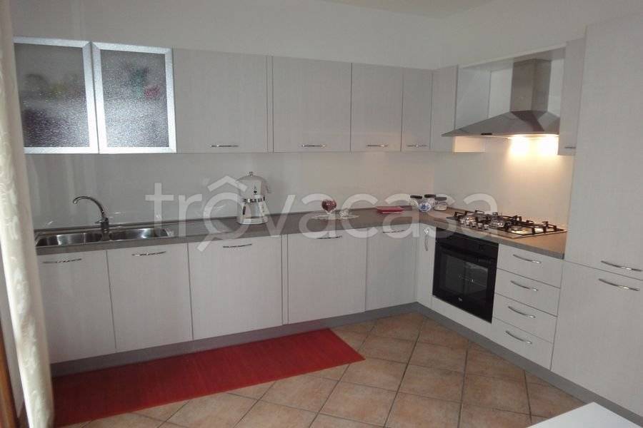 casa indipendente in affitto a Pontedera in zona Pardossi