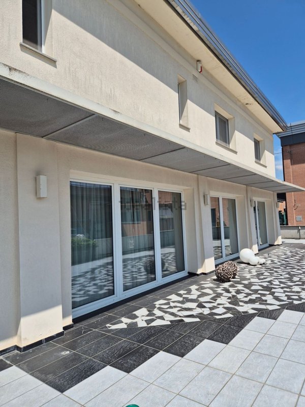 casa indipendente in affitto a Pontedera