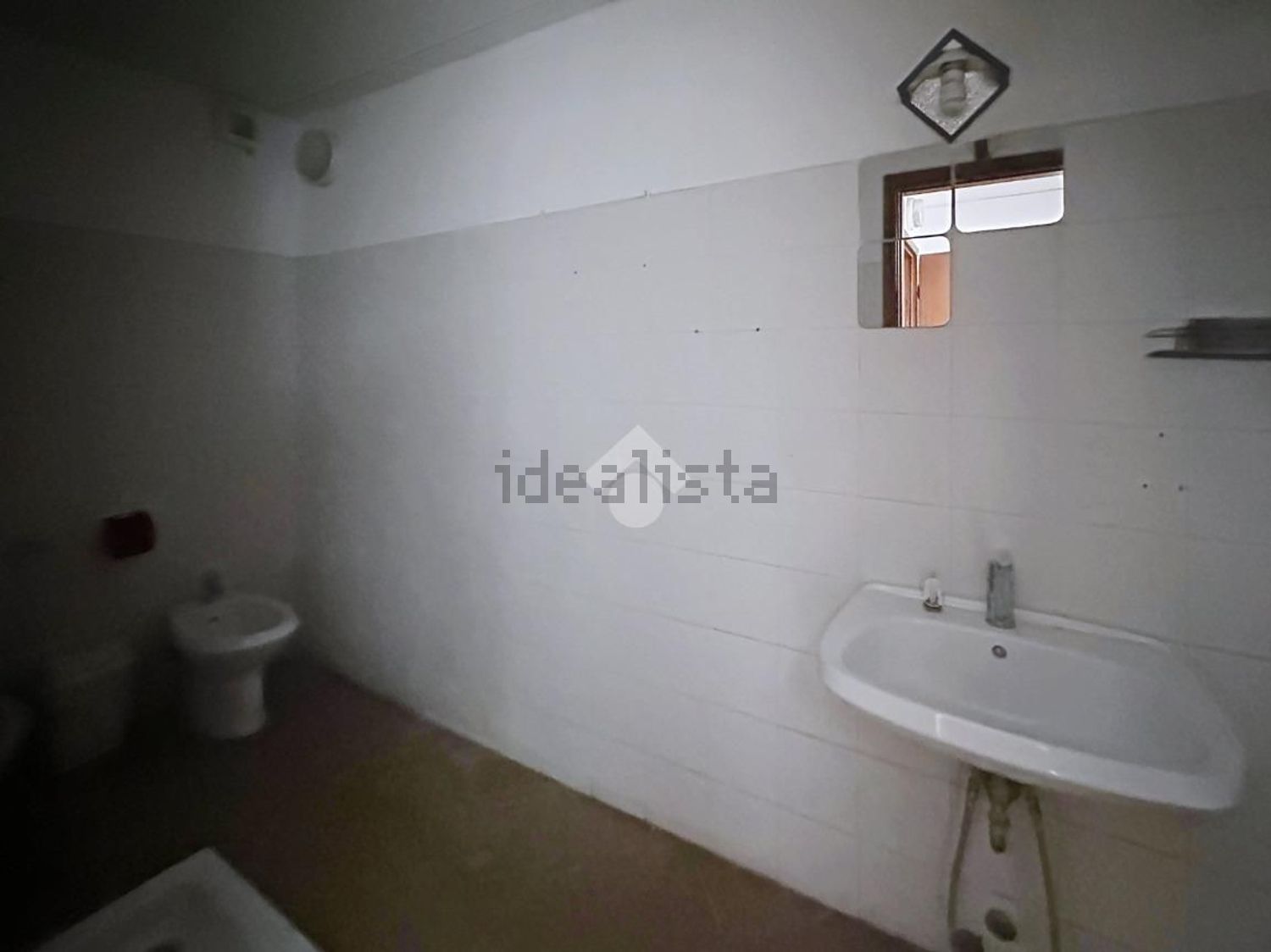 capannone in affitto a Pontedera