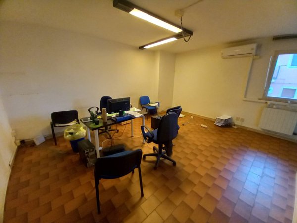 ufficio in affitto a Pontedera