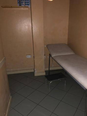 negozio in affitto a Pontedera