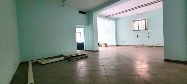 locale commerciale in affitto a San Giuliano Terme in zona Pontasserchio
