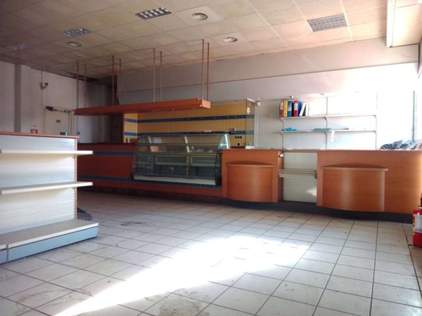 negozio in affitto a San Giuliano Terme