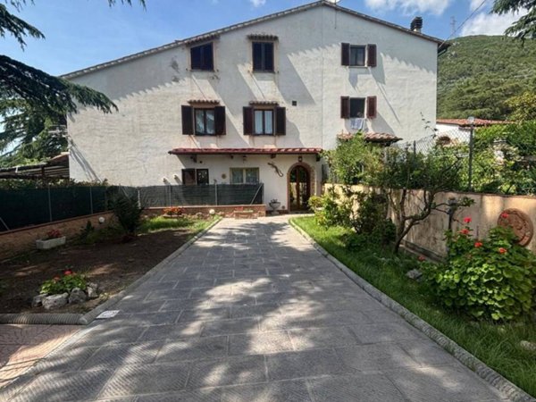casa indipendente in affitto a San Giuliano Terme in zona Agnano