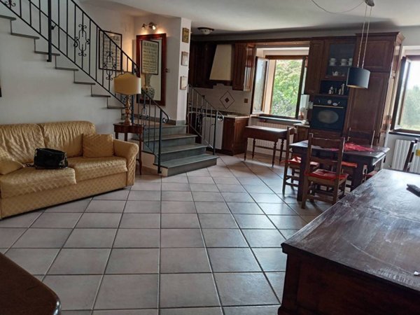 casa indipendente in affitto a San Giuliano Terme in zona Agnano