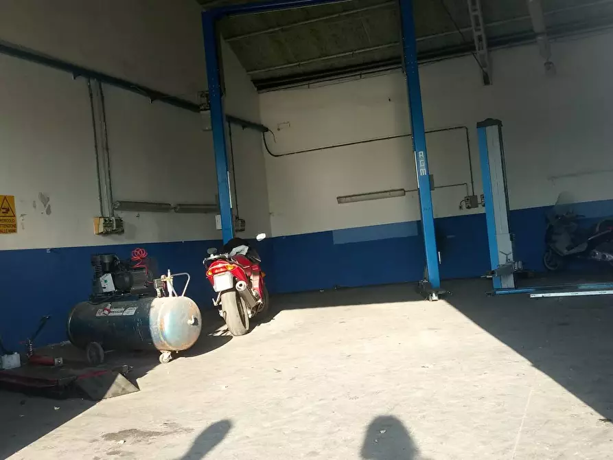 negozio in affitto a San Giuliano Terme