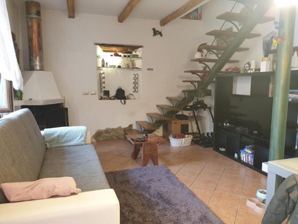 casa indipendente in affitto a San Giuliano Terme
