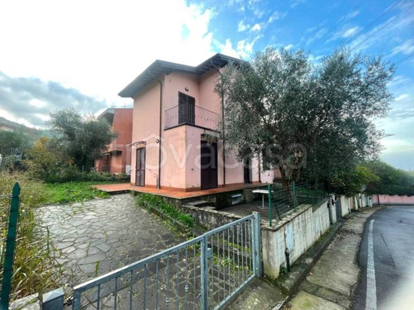 casa indipendente in affitto a San Giuliano Terme in zona Agnano