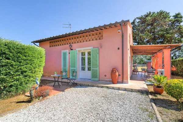 casa indipendente in affitto a San Giuliano Terme in zona Colignola