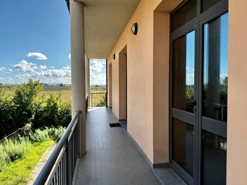 ufficio in affitto a San Giuliano Terme in zona San Martino a Ulmiano