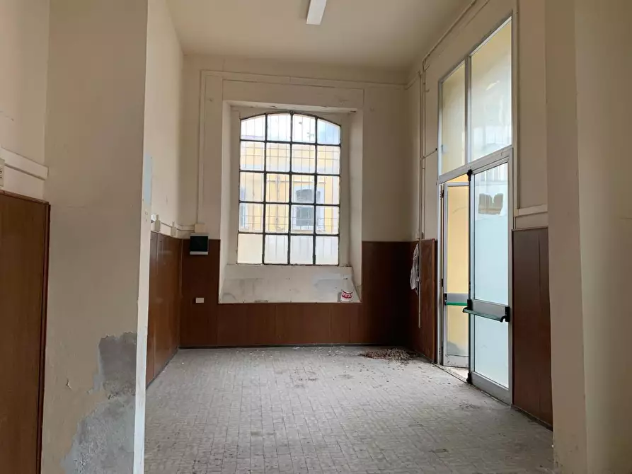 locale commerciale in affitto a San Giuliano Terme