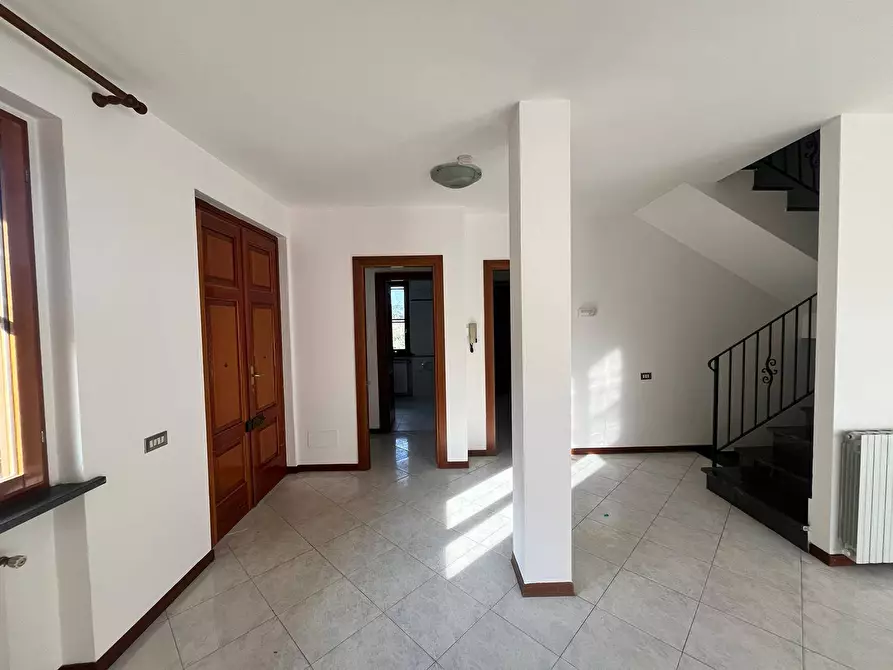 casa indipendente in affitto a San Giuliano Terme in zona Pontasserchio