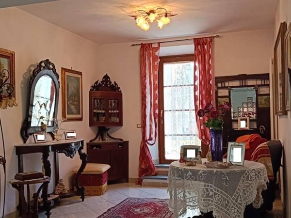 casa indipendente in affitto a San Giuliano Terme