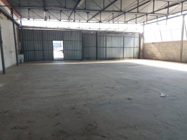 locale di sgombero in affitto a San Giuliano Terme in zona San Martino a Ulmiano