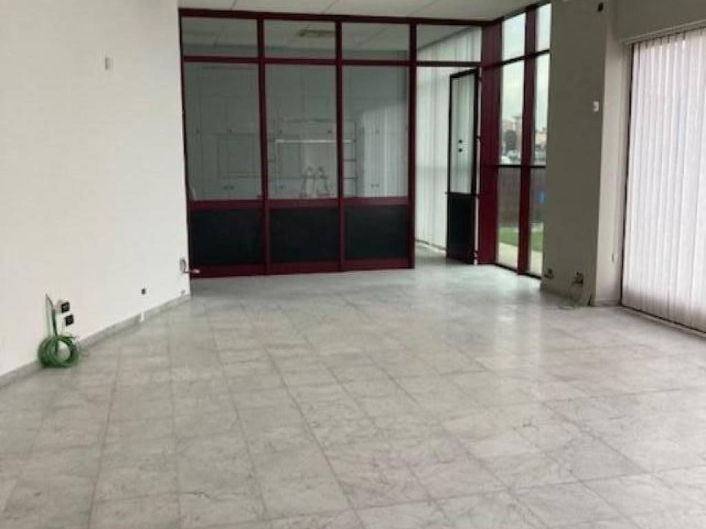 ufficio in affitto a San Giuliano Terme in zona Pappiana