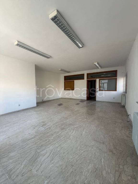 ufficio in affitto a San Giuliano Terme in zona Pontasserchio