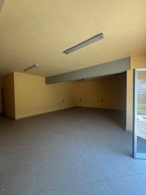 negozio in affitto a San Giuliano Terme in zona Ghezzano