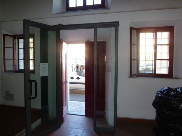 locale commerciale in affitto a San Giuliano Terme in zona Colignola