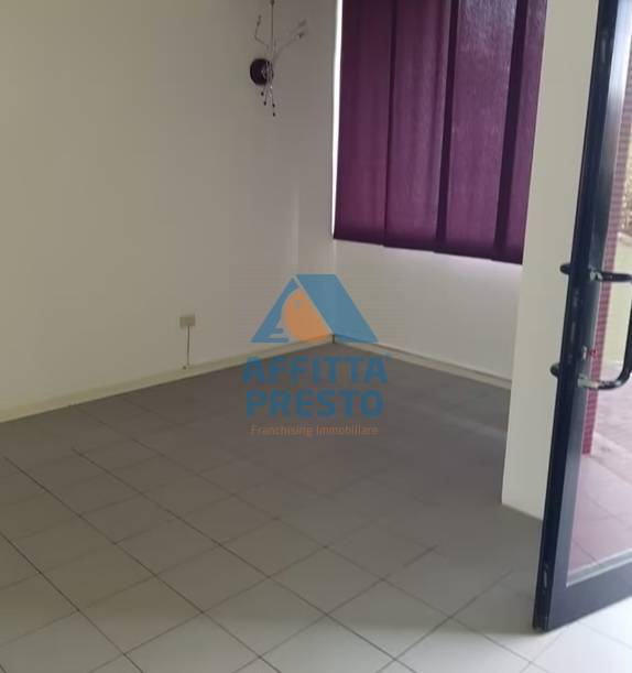 negozio in affitto a San Miniato in zona Ponte a Egola