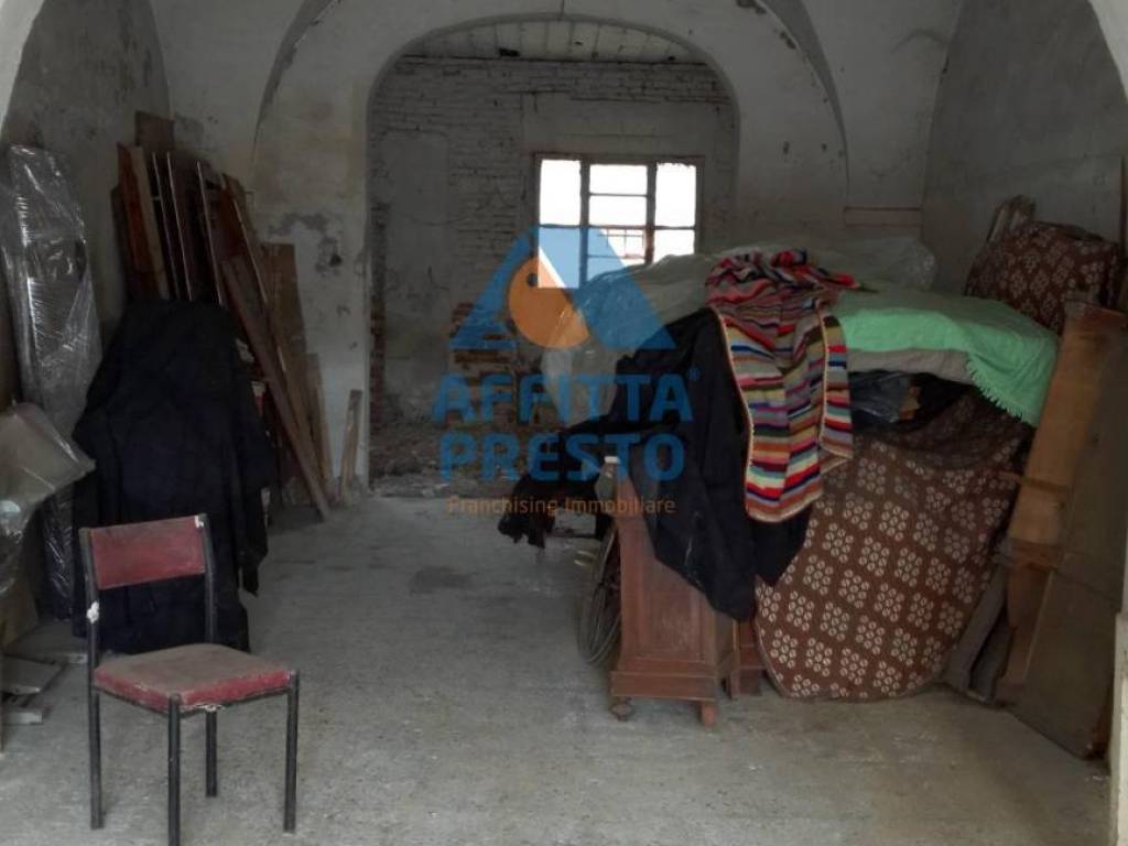 locale commerciale in affitto a San Miniato in zona La Scala