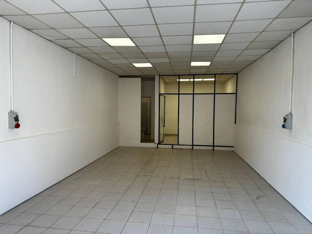 locale commerciale in affitto a San Miniato in zona Ponte a Egola