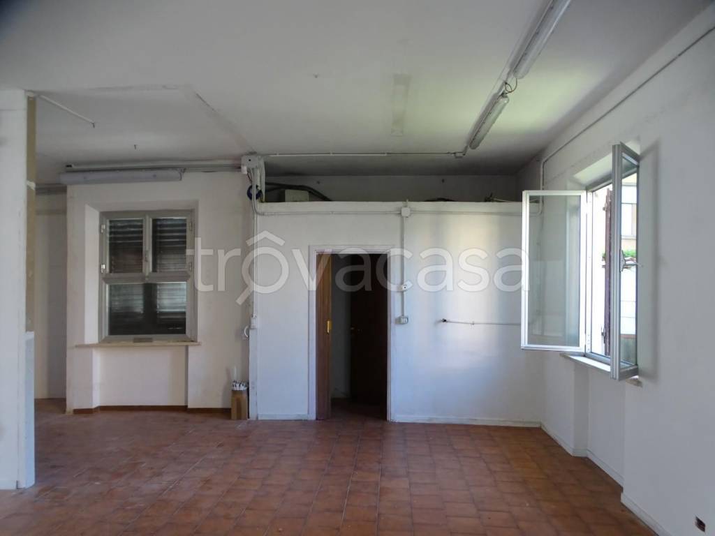 negozio in affitto a San Miniato in zona San Miniato Basso