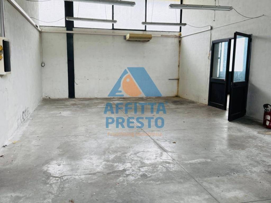 locale commerciale in affitto a San Miniato