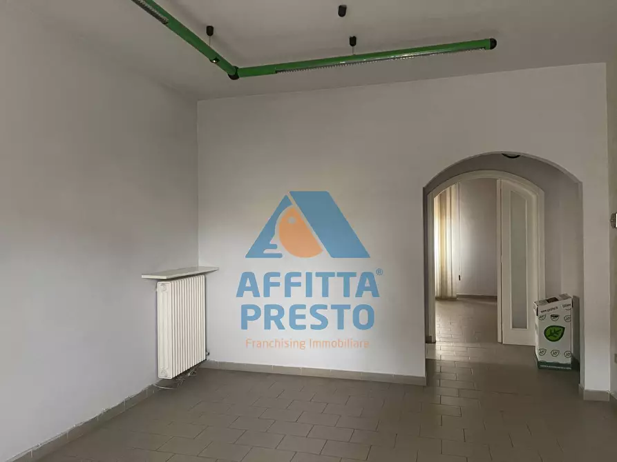 negozio in affitto a San Miniato