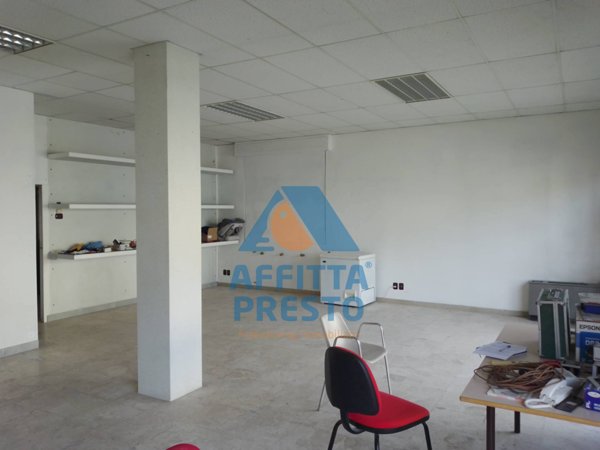 locale commerciale in affitto a San Miniato