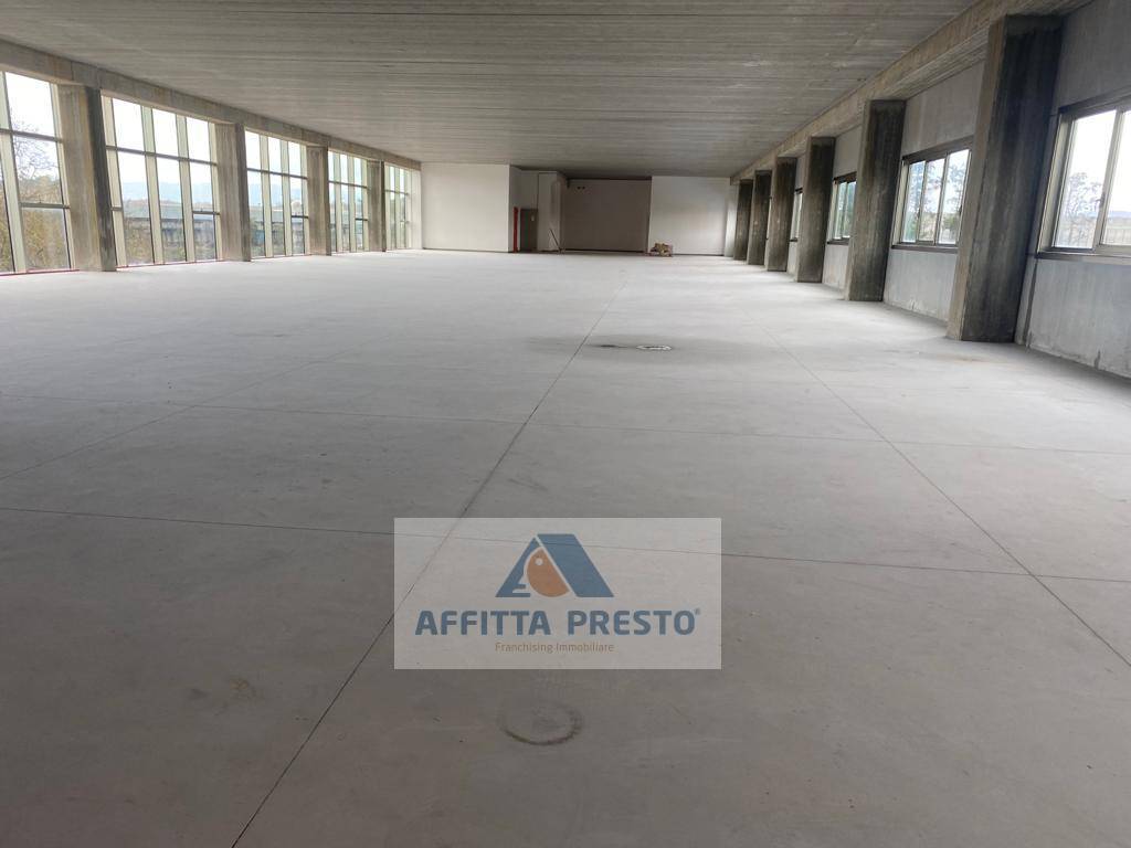 capannone in affitto a Santa Croce sull'Arno